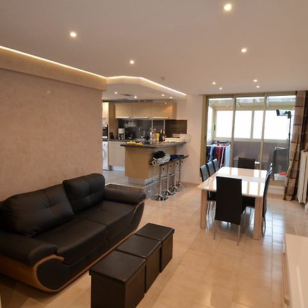 Appartement Rooftop 8 Personnes Grande Terrasse Avec Parking Quartier Aeroport Nice Exterior photo